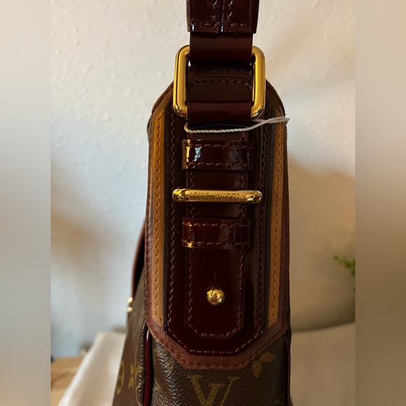 SOLD $1350 - Picture 9 of 16